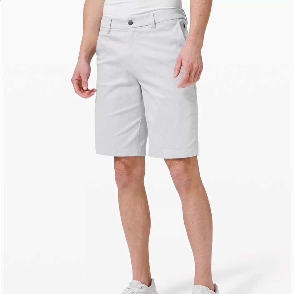 Lululemon Athletica Flat Front Shorts White and Gray